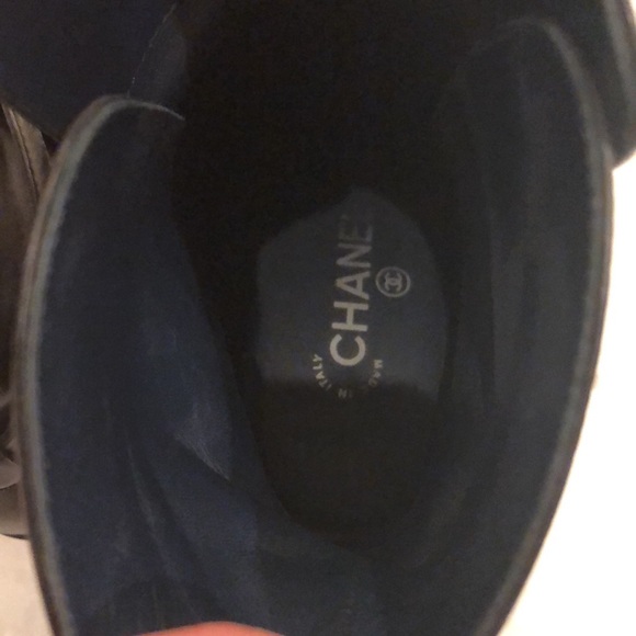 CHANEL size 40.5 black and brown quilted boots - Picture 10 of 11